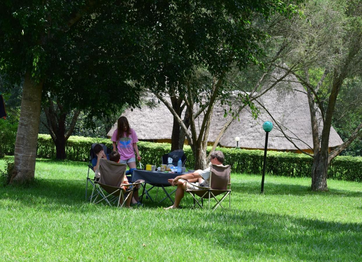 Kibale Guest Cottages Fort Portal ภายนอก รูปภาพ