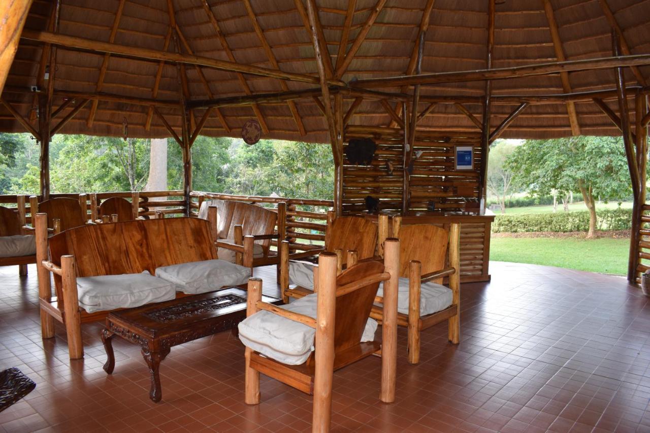 Kibale Guest Cottages Fort Portal ภายนอก รูปภาพ