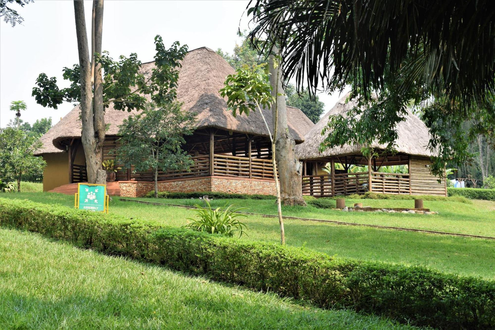 Kibale Guest Cottages Fort Portal ภายนอก รูปภาพ