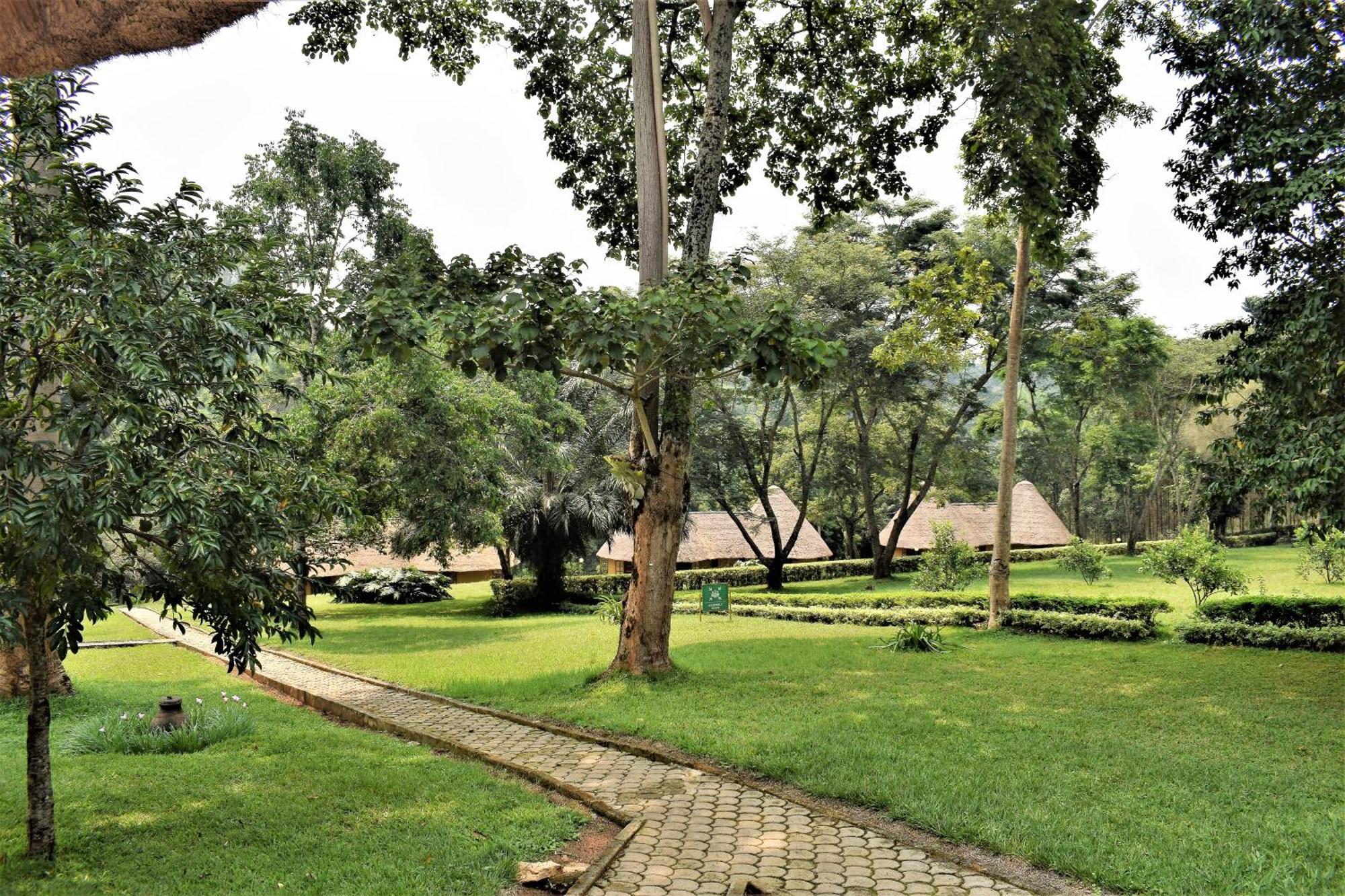 Kibale Guest Cottages Fort Portal ภายนอก รูปภาพ